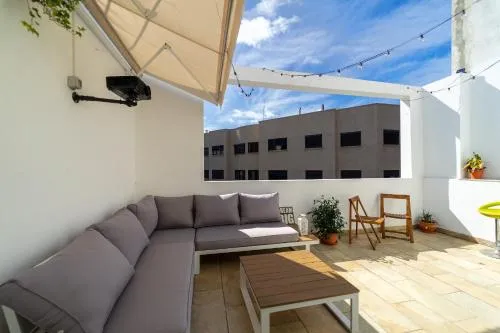 Un Lugar House Canteras - Vibrant Coliving in Las Palmas - Image 2