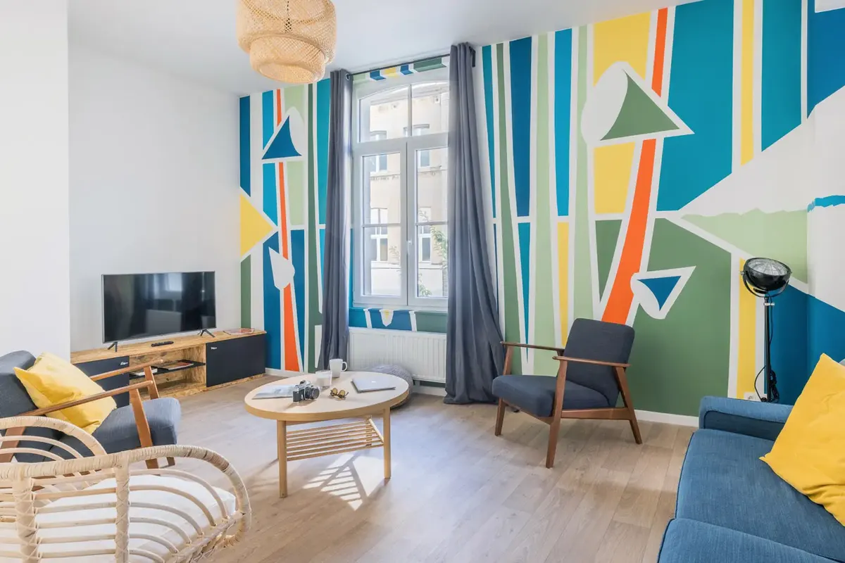 Sharies Paris - Modern Coliving for Young Professionals - Image 13