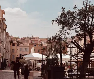 Colonies - Modern Coliving for Young Professionals in Paris & Île-de-France - Image 2