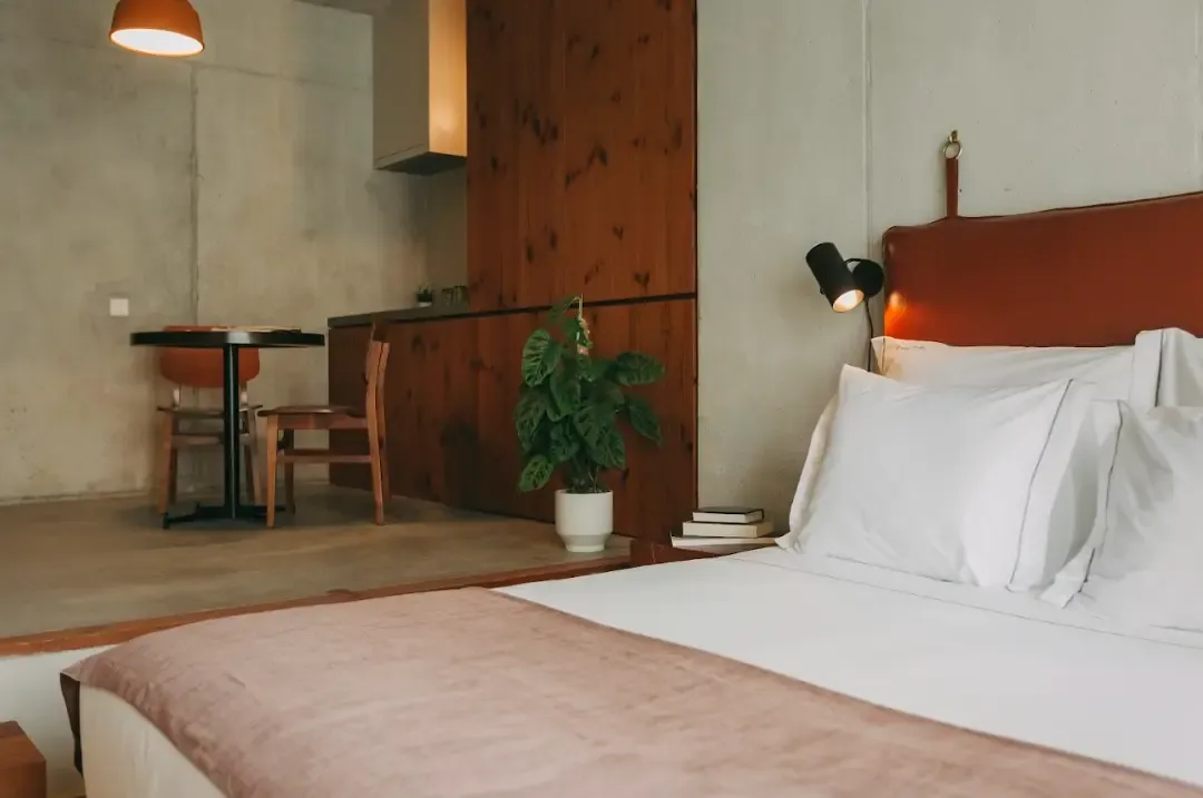 Outsite Porto Mouco - Creative Hub Coliving in Bonfim - Image 7