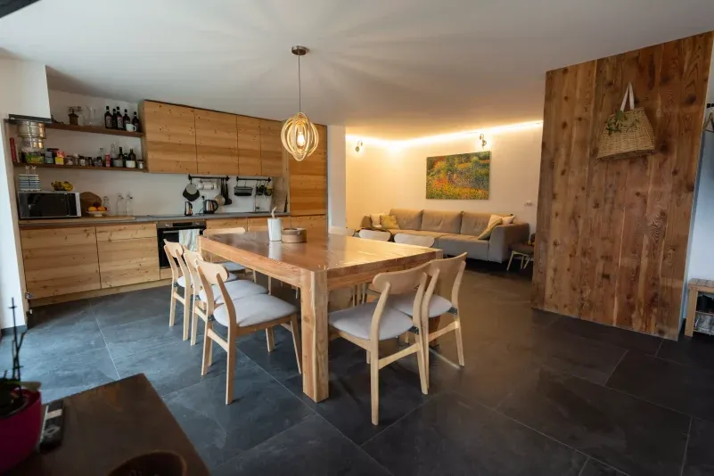 Wome House - Nature-Immersed Coliving & Coworking in Lombardy - Image 1