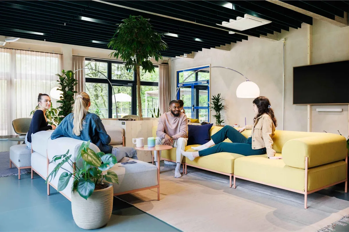 POHA House - Modern Coliving & Coworking in Aachen - Image 2