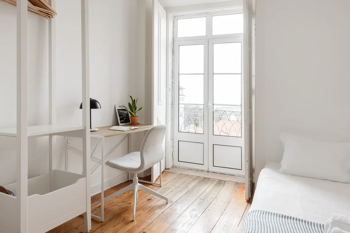 Outsite Lisbon - Cais do Sodre: Historic Coliving in Lisbon's Heart - Image 14