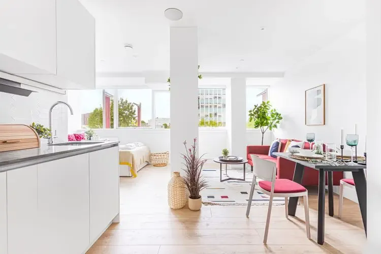 Upriver By Vonder Warsaw - Modern Riverfront Coliving - Image 9