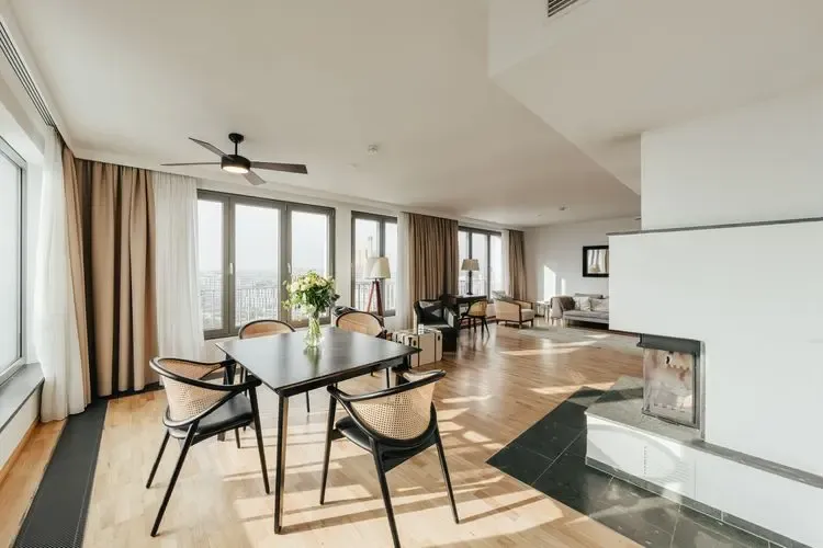 Upriver By Vonder Warsaw - Modern Riverfront Coliving - Image 10