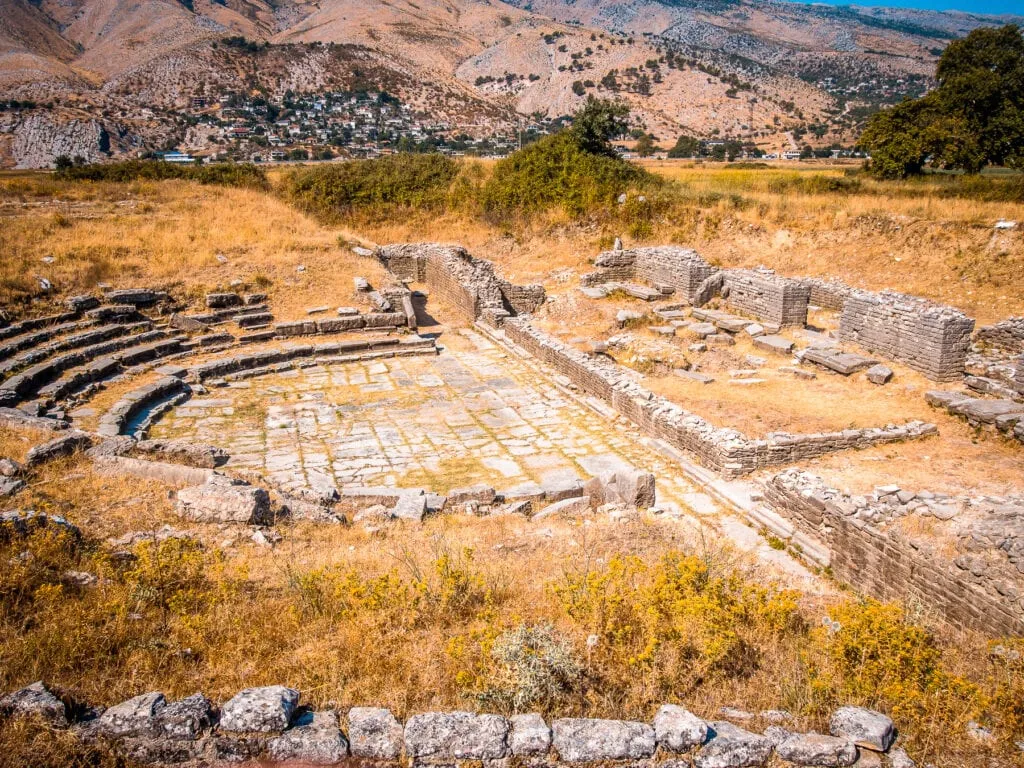 Nomad Island Coliving - Creative Community Hub in Tirana - Image 14