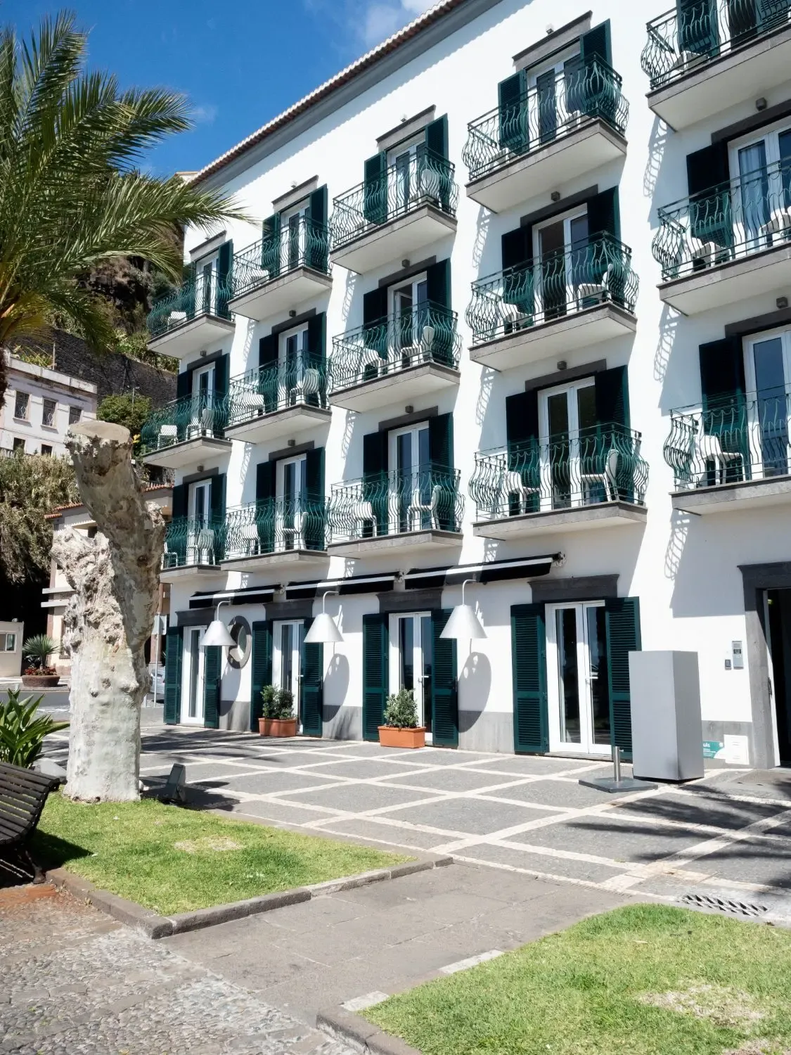 Outsite Madeira - Ponta do Sol: Beachfront Coliving in Portugal's Digital Nomad Village - Image 2