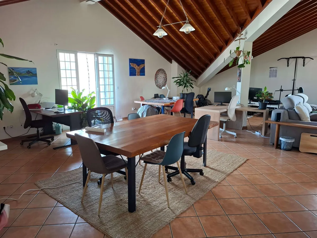LAVA Açores Coliving & Coworking - A Spacious Nomad Haven in São Miguel - Image 4