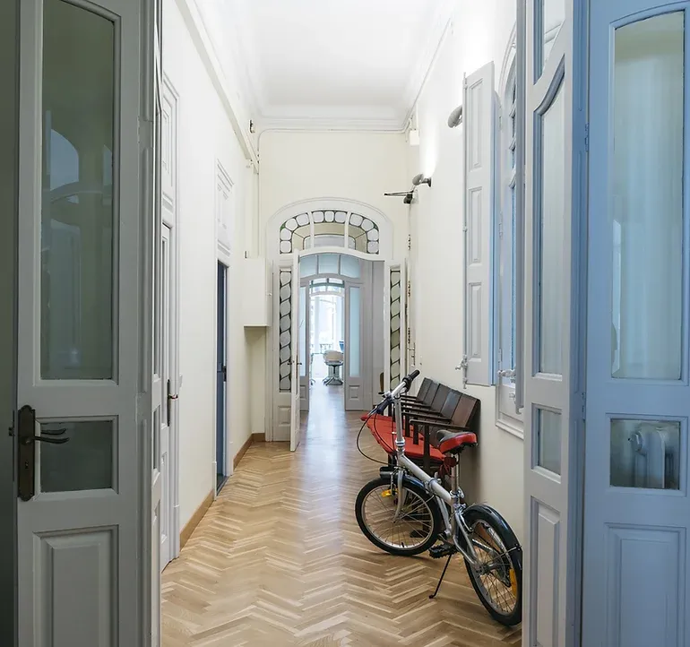 Coasis Coliving Barcelona - Central Workation Hub - Image 1