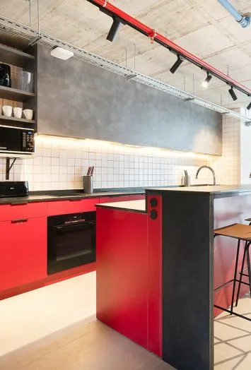 La Fabrica &Co - Postgraduate Coliving in Barcelona's Poblenou - Image 1