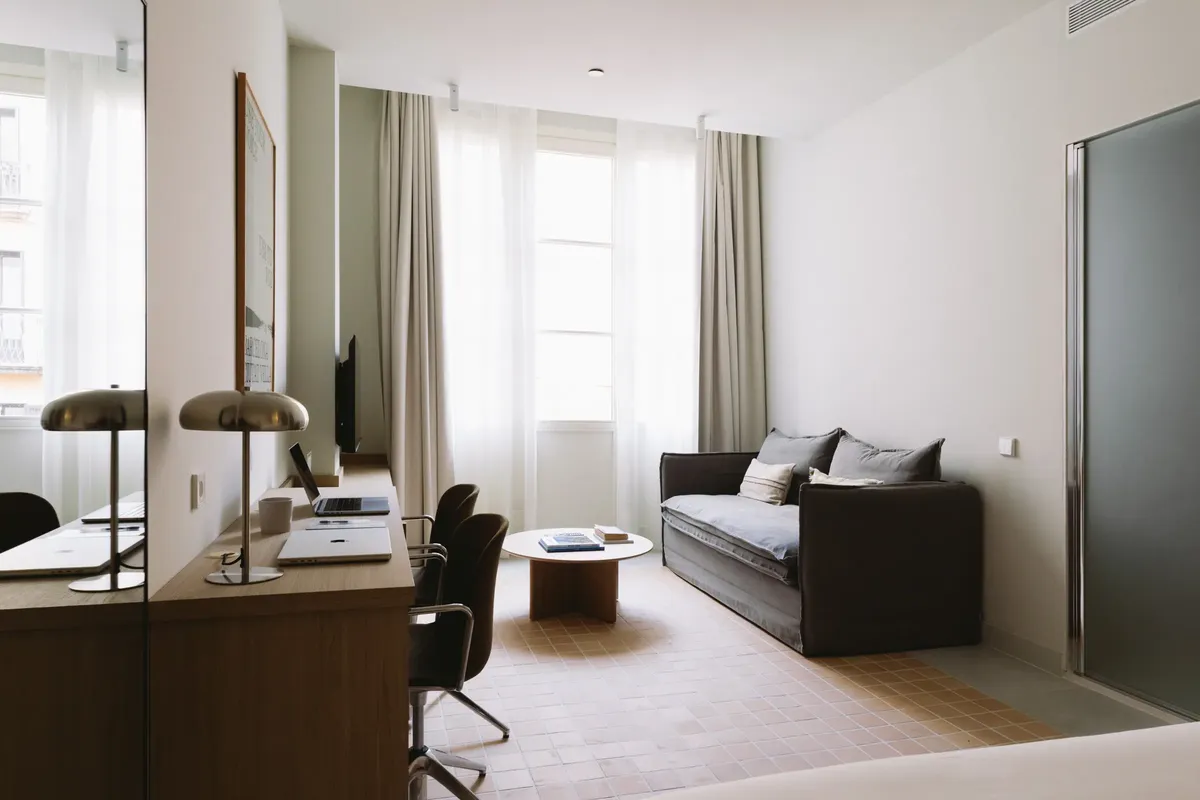 Outsite Barcelona - Gothic Quarter Coliving Hub - Image 7